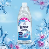 Добавете финалната нотка на свежест с Lenor Ironing Water Spring Awakening! Поръчайте сега и придайте на дрехите си гладкост, мекота и пролетно ухание!