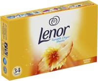 Опаковка на Lenor Summer Breeze Dryer Sheets – 34 бр., с визуален акцент върху цветята и лятната свежест.