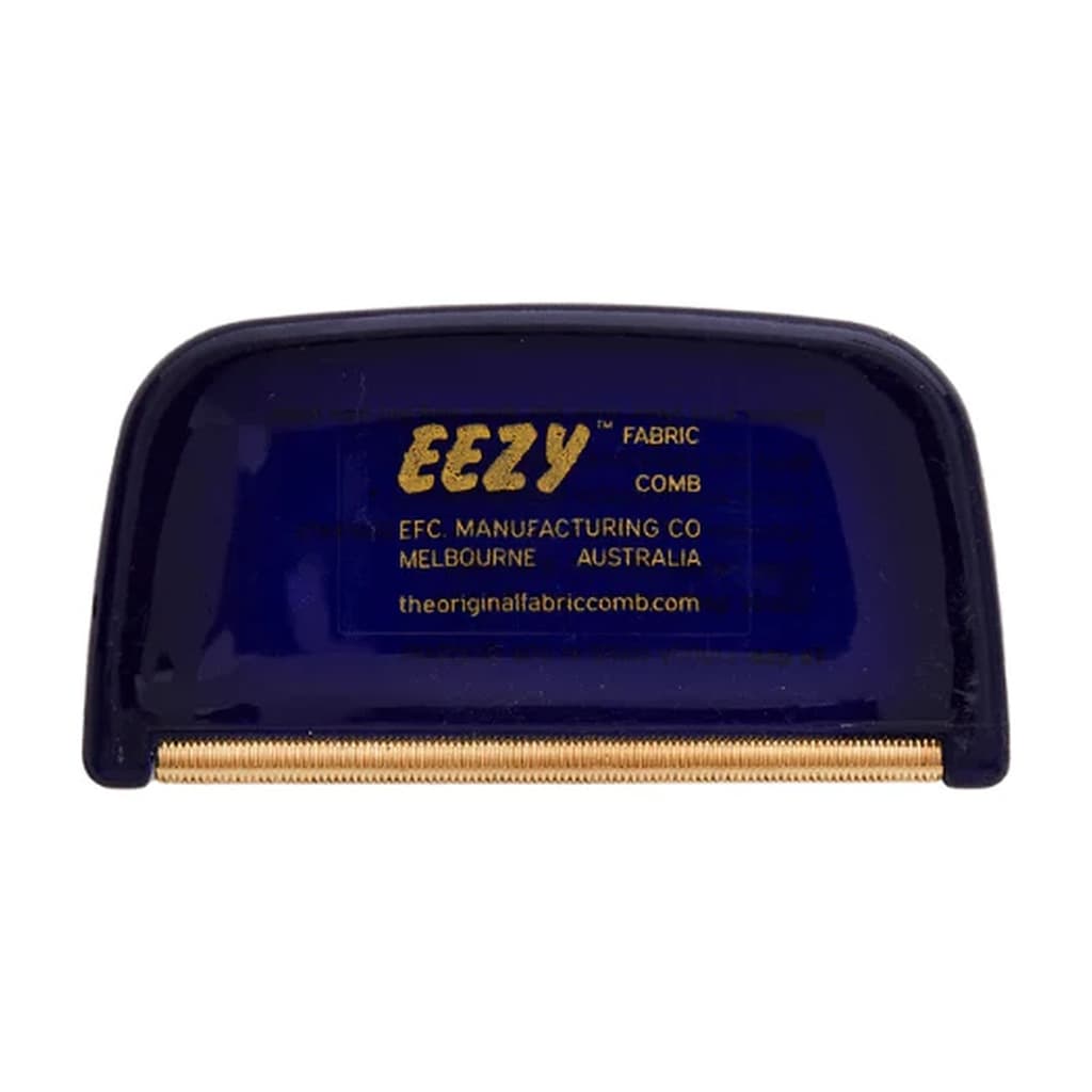 Eezy Pill Fuzz Remover в опаковка, уред за премахване на мъх и възли от текстилни изделия.
