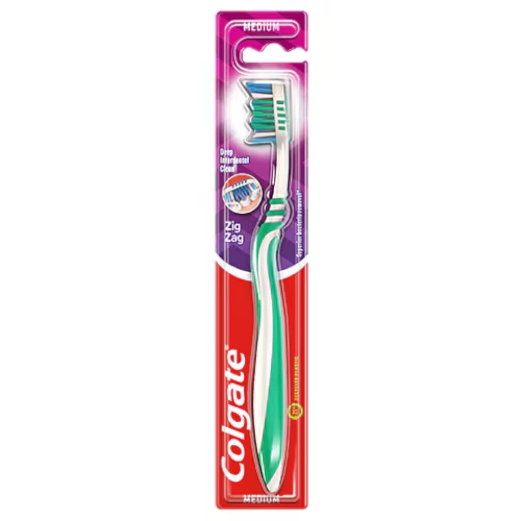 Colgate ZigZag Medium Toothbrush – Предна страна на опаковката с описание на продукта.