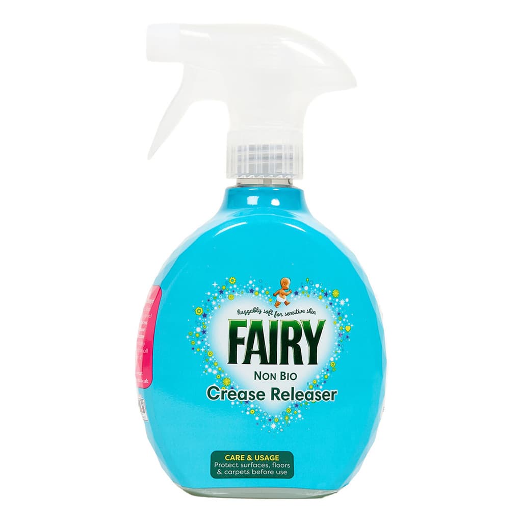 Fairy Non Bio Crease Releaser спрей за изглаждане на гънки по дрехи без ютия 500 мл