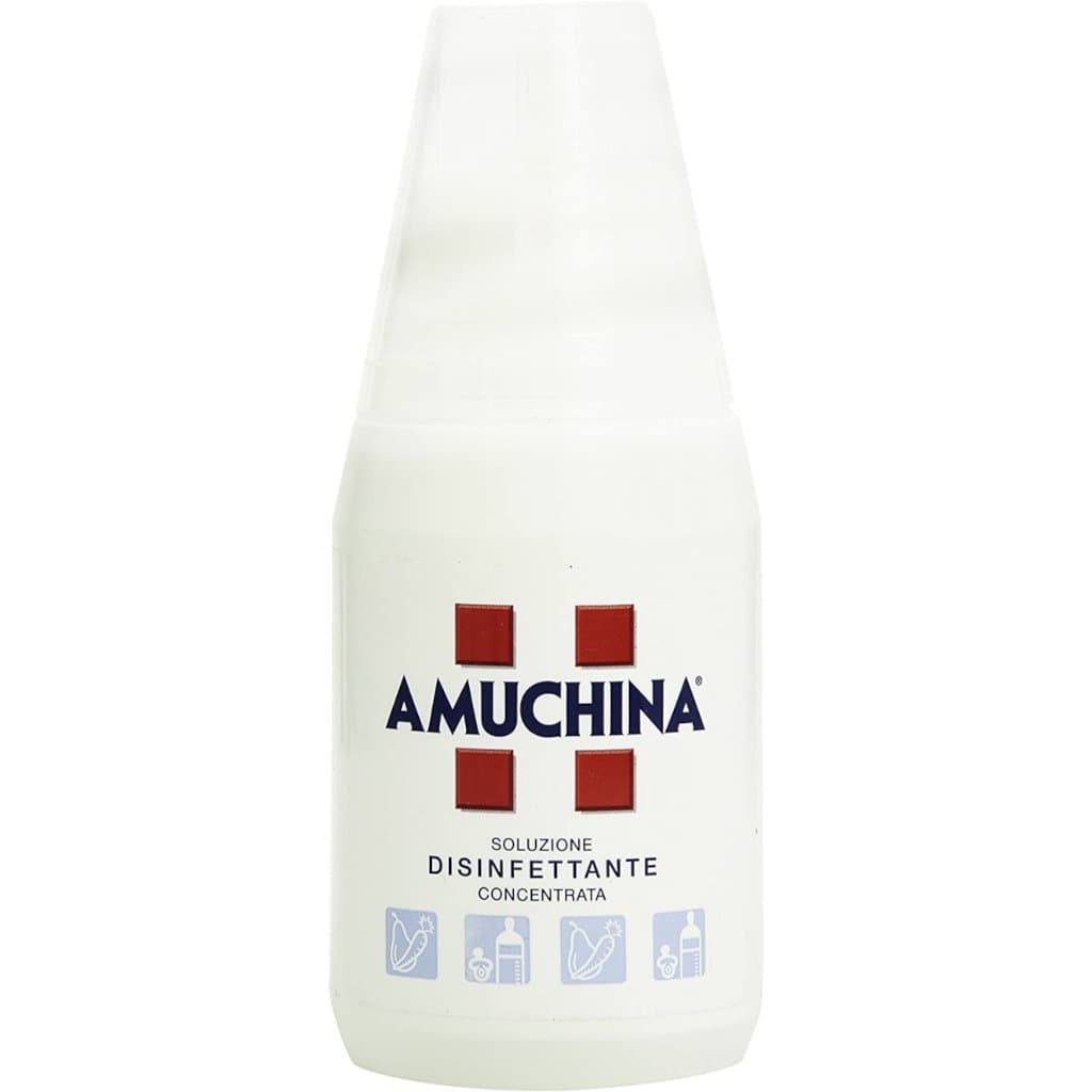 Amuchina Soluzione Disinfettante Concentrata 250 мл – Преден изглед на опаковката, подходящ за почистване на плодове, зеленчуци и предмети на новородени."