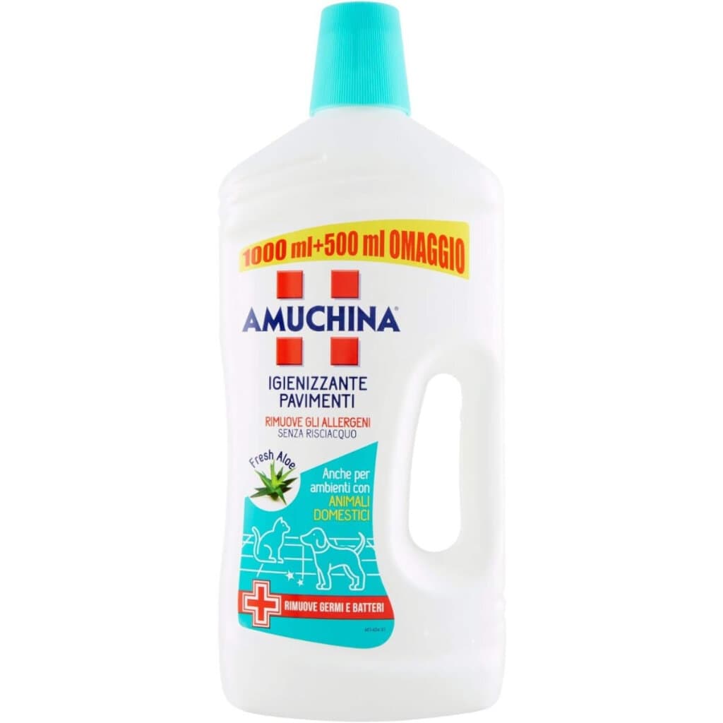 Amuchina Igienizzante Pavimenti Fresh Aloe в опаковка, показваща предната страна с основна информация.