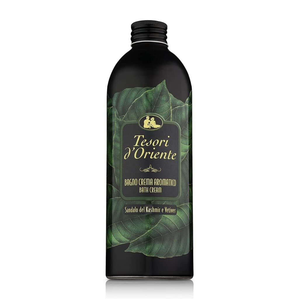 Tesori d'Oriente Sandalo del Kashmir & Vetiver Bath Cream в елегантна опаковка, крем за вана с кашмир и ветивер.