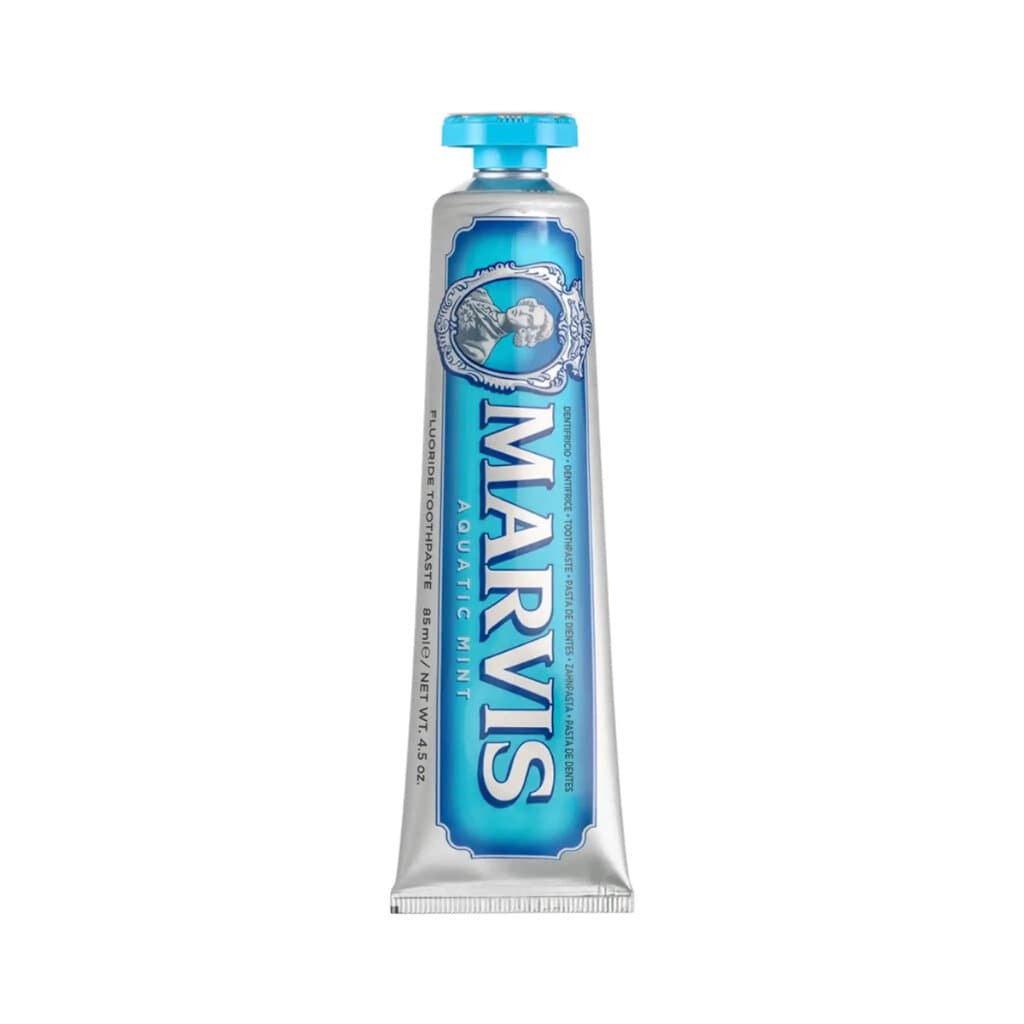 Поглезете сетивата си с Marvis Aquatic Mint. Поръчайте сега и се насладете на луксозна орална грижа с неповторим вкус и свежест!