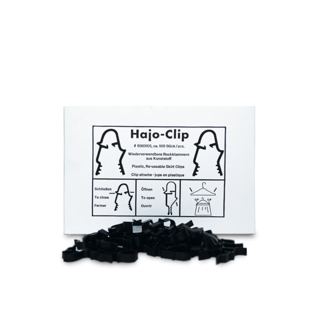 Plastic Skirt Clips в опаковка, пластмасови щипки за закрепване на поли и панталони към закачалки.