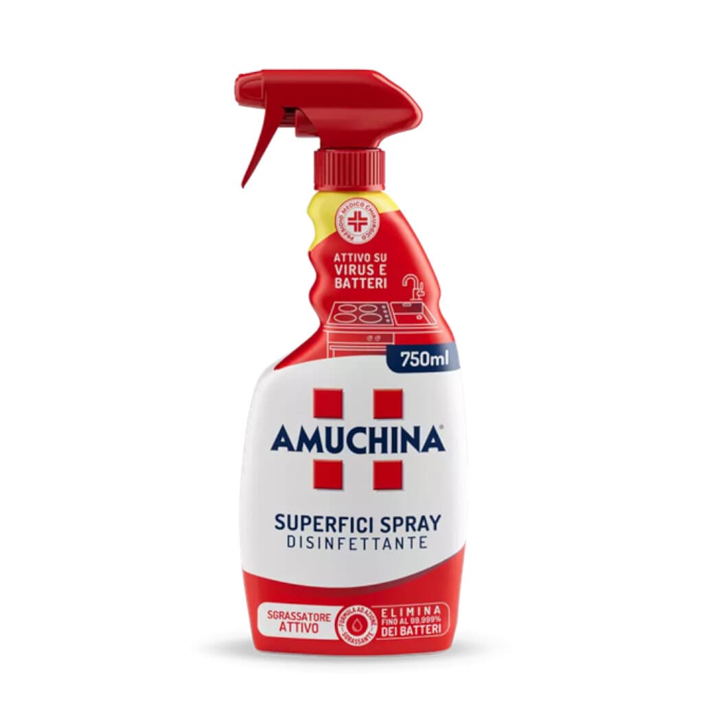 Amuchina Superfici Spray в опаковка, показваща предната страна с основна информация.