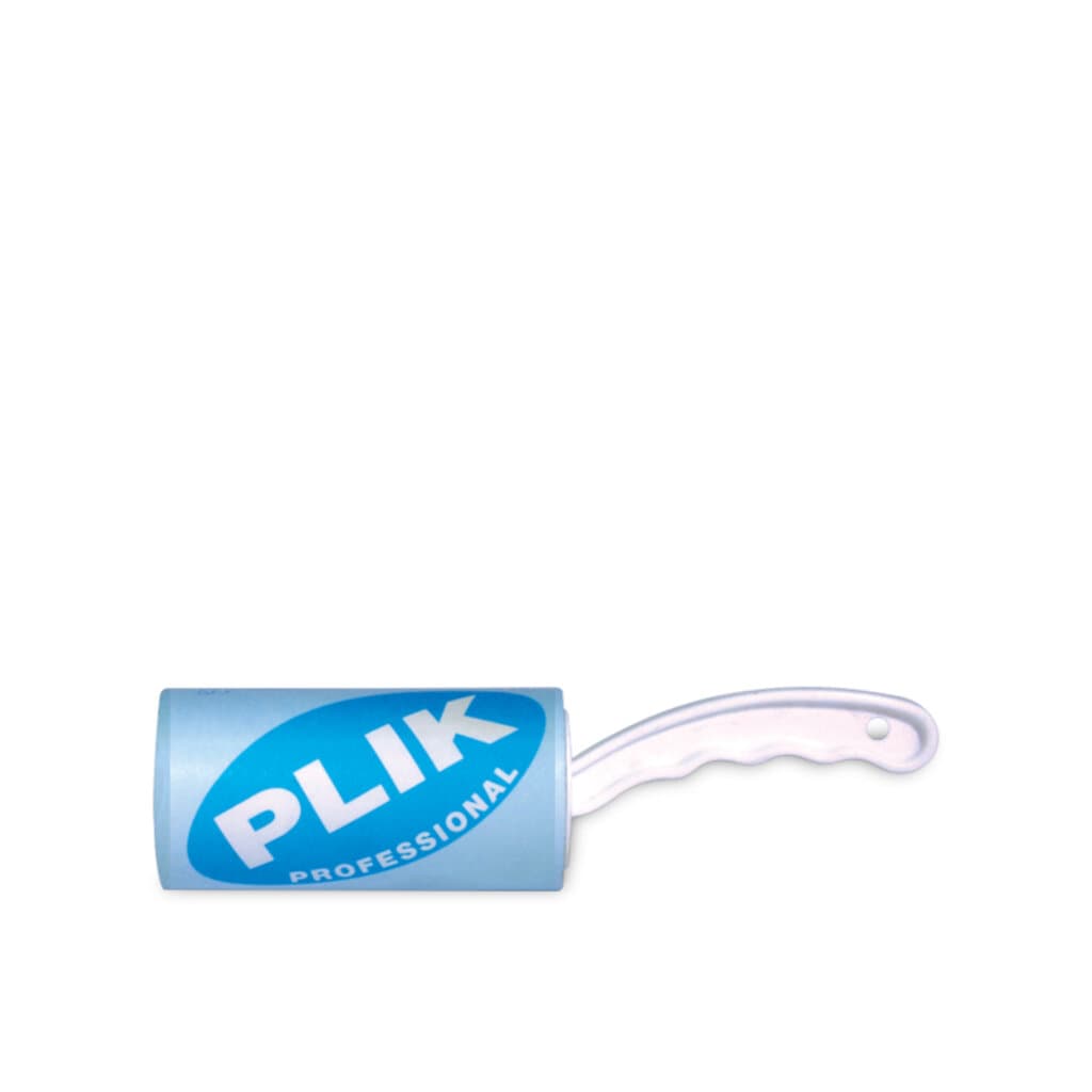Lint Roller with Handle 10m в опаковка, валяк за почистване на мъх и косми с 10 метра лепящи листове.