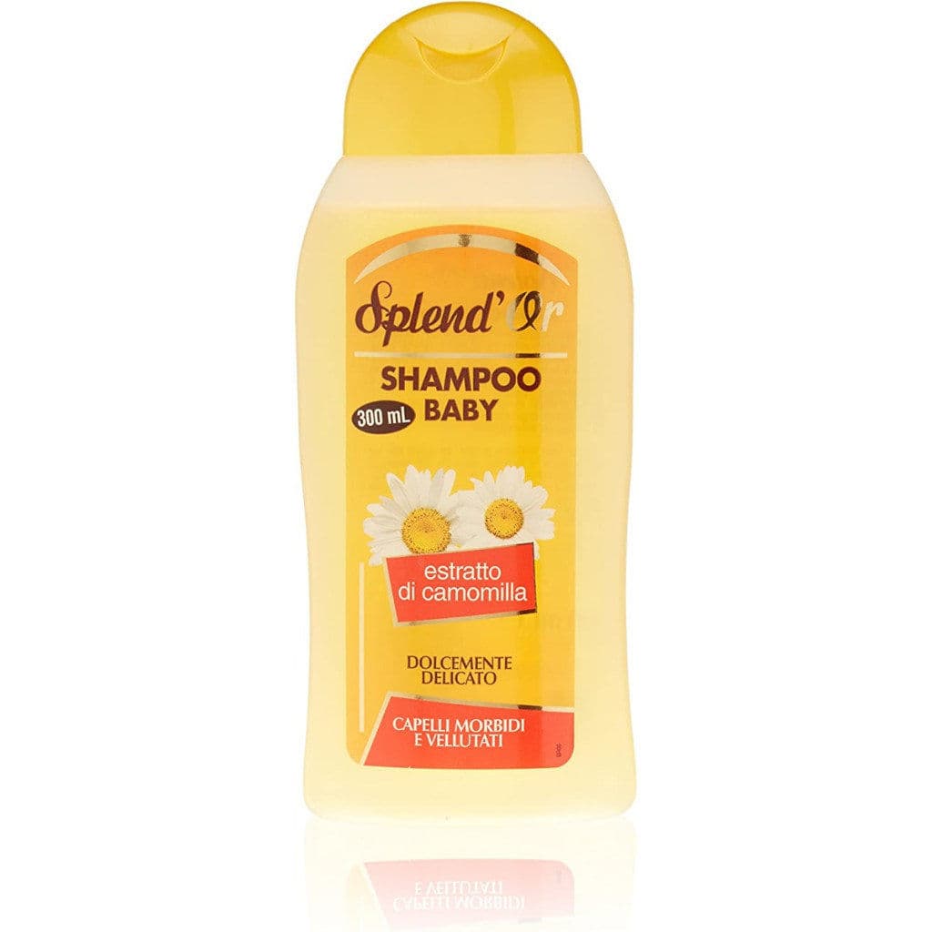Опаковка на Baby Shampoo with Chamomile с логото и основна информация.